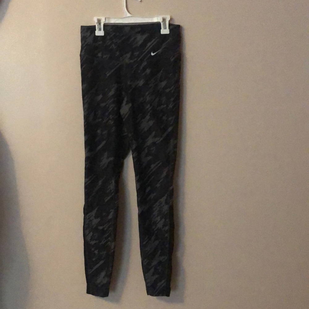Nike dri fit leggings
